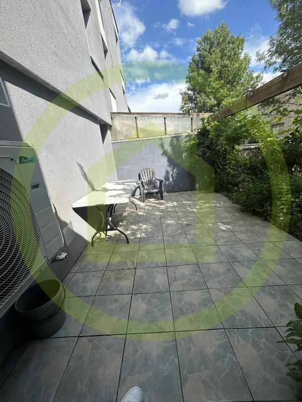 Maison de ville - 90 m² - 5 pièces