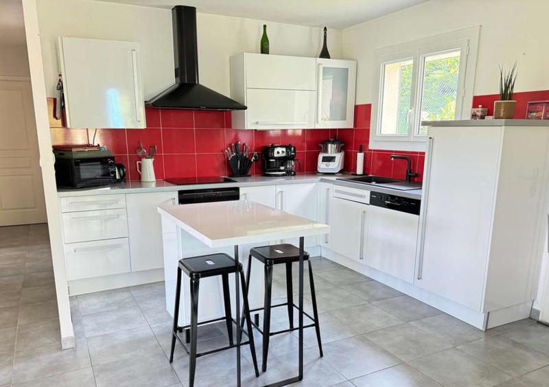 Maison - 156 m² - 6 pièces