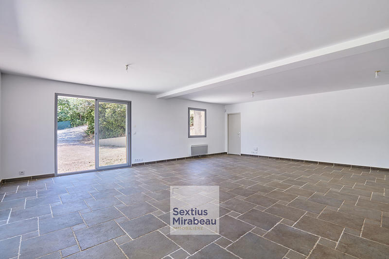 Appartement - 121 m² - 5 pièces