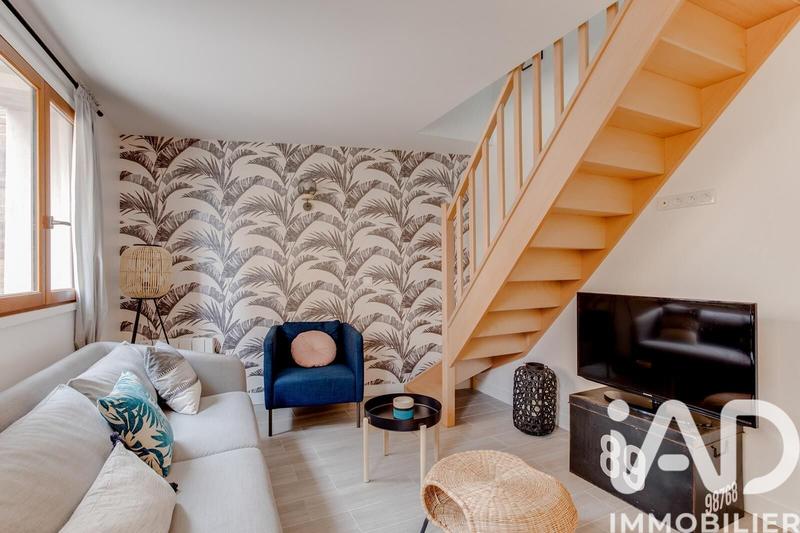 Maison - 172 m² - 10 pièces