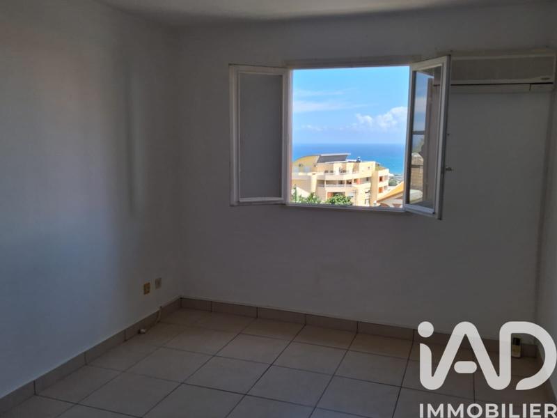 Appartement - 90 m² - 5 pièces