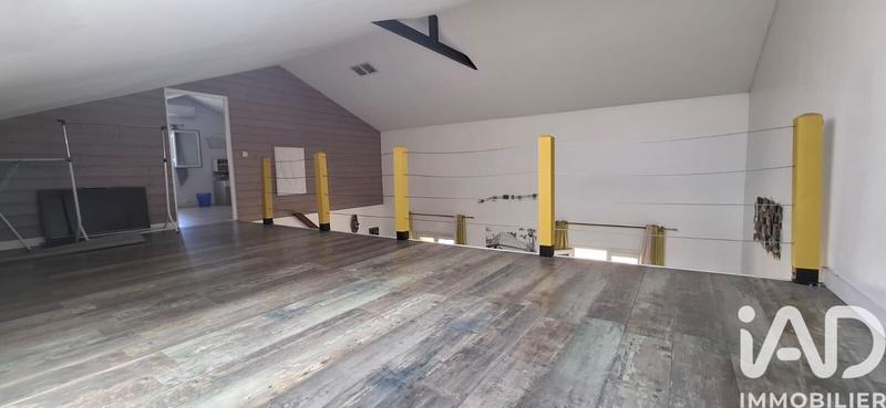 Maison - 200 m² - 7 pièces