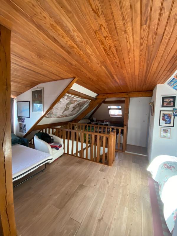 Maison - 218 m² - 6 pièces