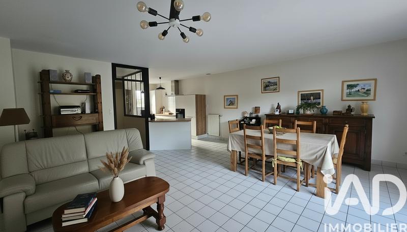 Maison - 83 m² - 5 pièces