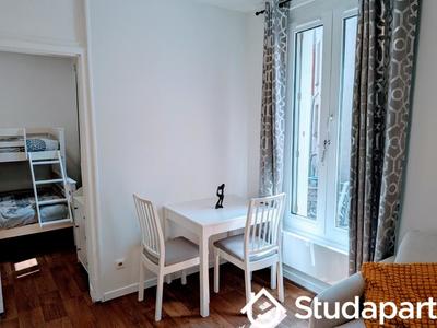 Chambre - 10 m² - 1 pièce