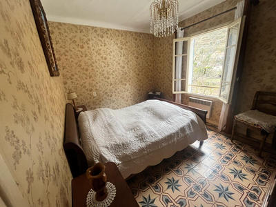 Appartement - 96 m² - 5 pièces