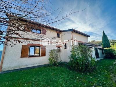 Maison - 153 m² - 5 pièces