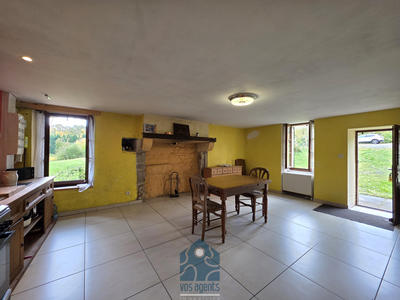 Maison - 90 m² - 4 pièces