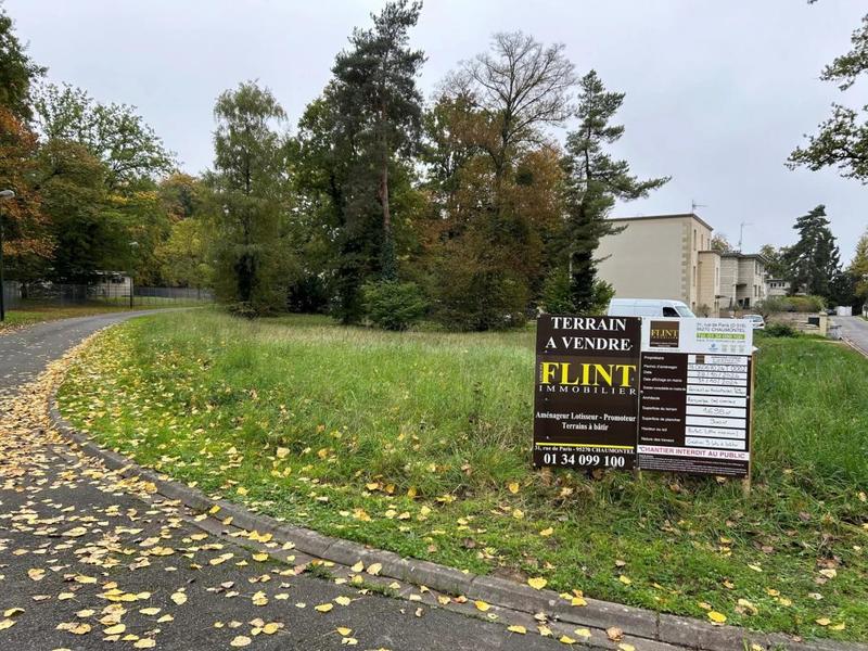 Terrain constructible - 640 m²