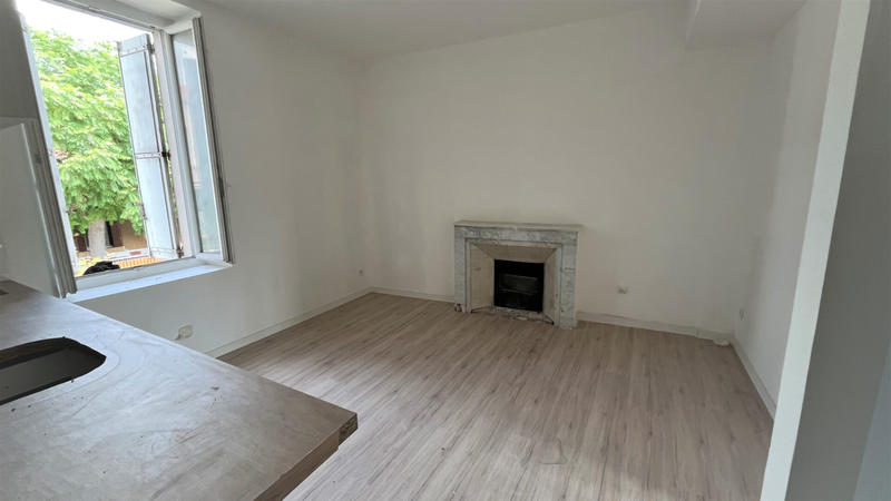 Immeuble - 240 m² - 7 pièces