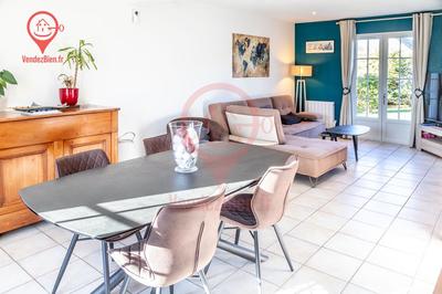 Maison - 122 m² - 5 pièces