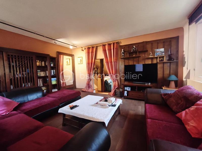 Propriété - 190 m² - 8 pièces