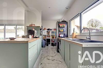 Maison - 150 m² - 5 pièces