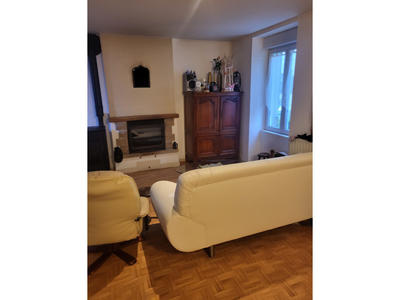 Maison - 96 m² - 5 pièces