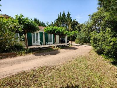 Villa - 96 m² - 4 pièces