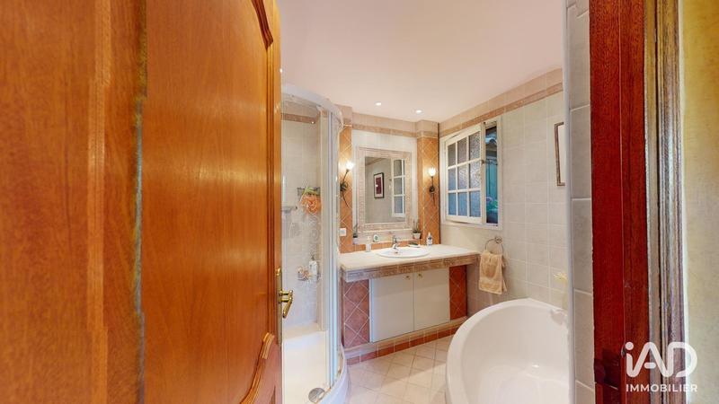 Appartement - 112 m² - 3 pièces