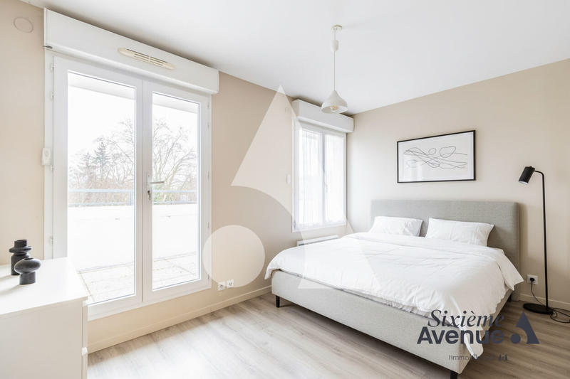 Appartement - 102 m² - 5 pièces