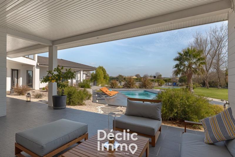 Maison - 280 m² - 7 pièces