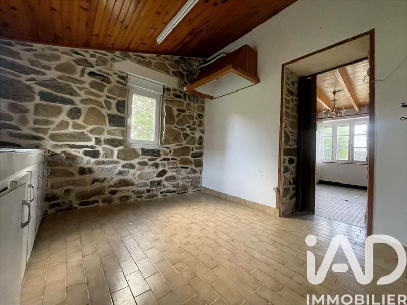 Maison - 143 m² - 7 pièces