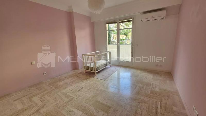 Appartement - 140 m² - 4 pièces