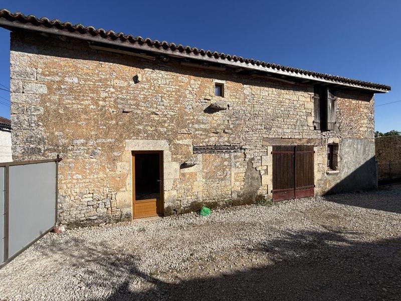 Demeure - 93 m² - 6 pièces