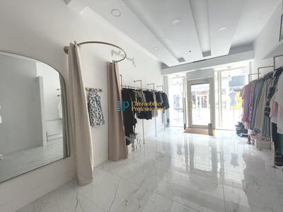 Local commercial - 52 m² - 2 pièces