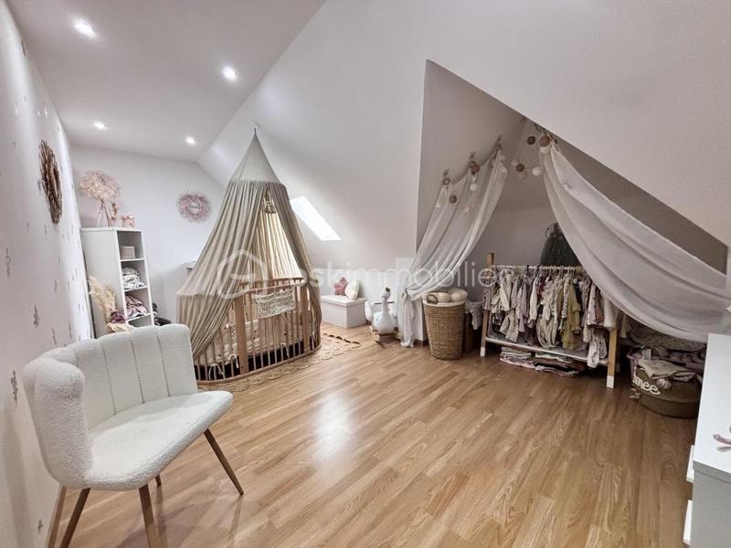 Pavillon - 100 m² - 5 pièces