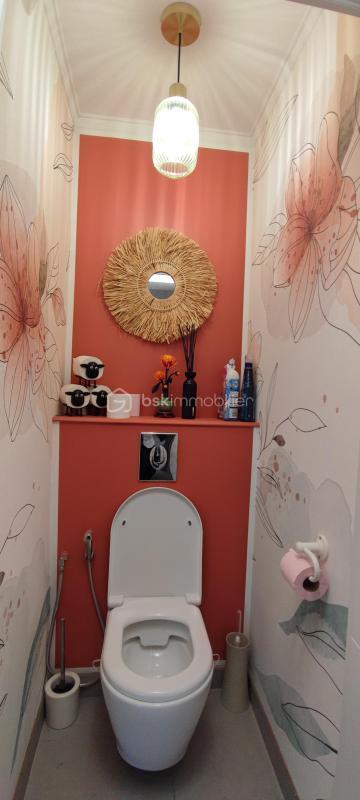 Maison traditionnelle - 99 m² - 4 pièces