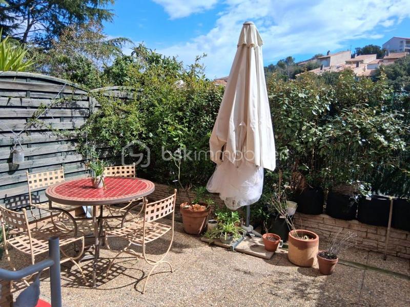 Immeuble - 65 m² - 3 pièces