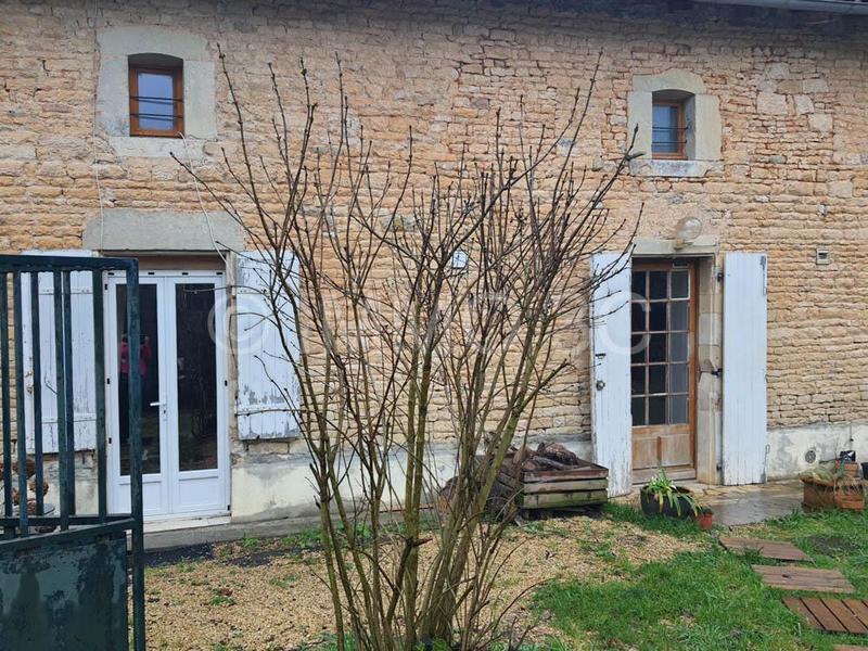 Maison de bourg - 89 m² - 5 pièces