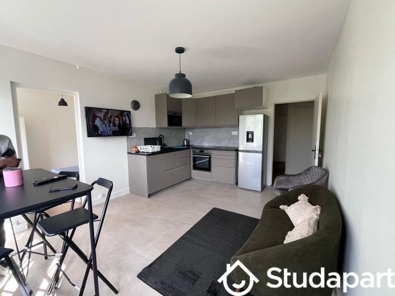 Chambre - 9 m² - 1 pièce