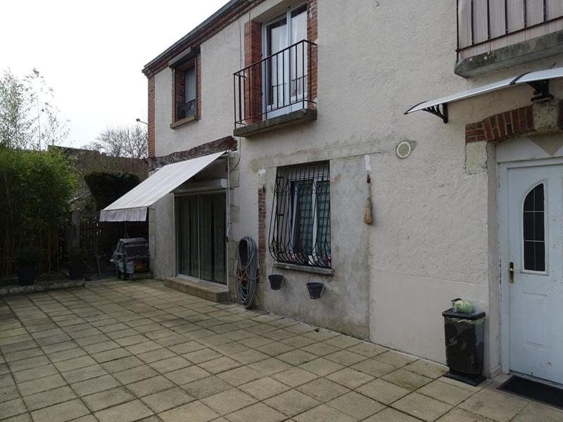 Maison - 95 m² - 4 pièces