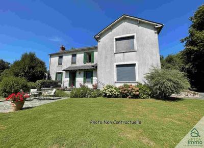 Propriété - 164 m² - 7 pièces