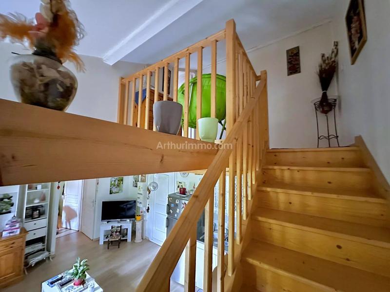 Immeuble - 150 m² - 9 pièces