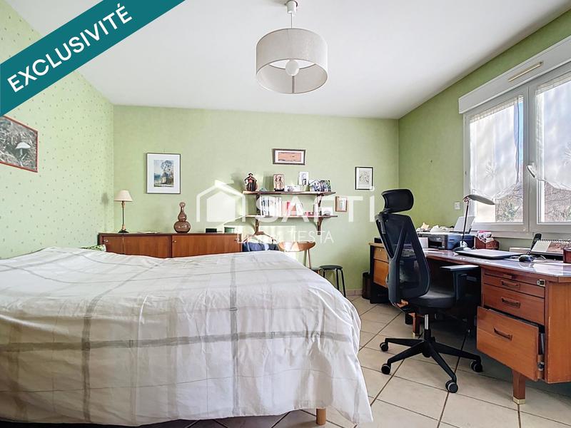 Maison - 181 m² - 6 pièces