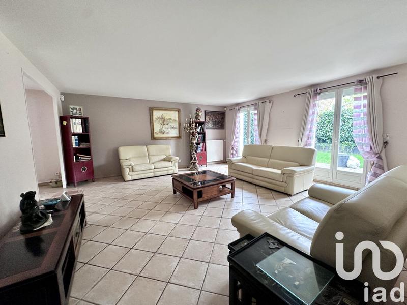 Maison - 255 m² - 8 pièces