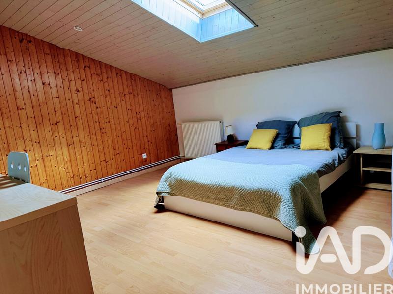 Maison - 202 m² - 6 pièces