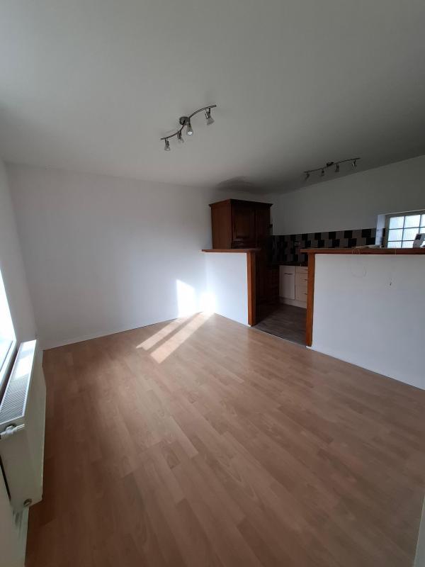 Appartement - 96 m² - 2 pièces