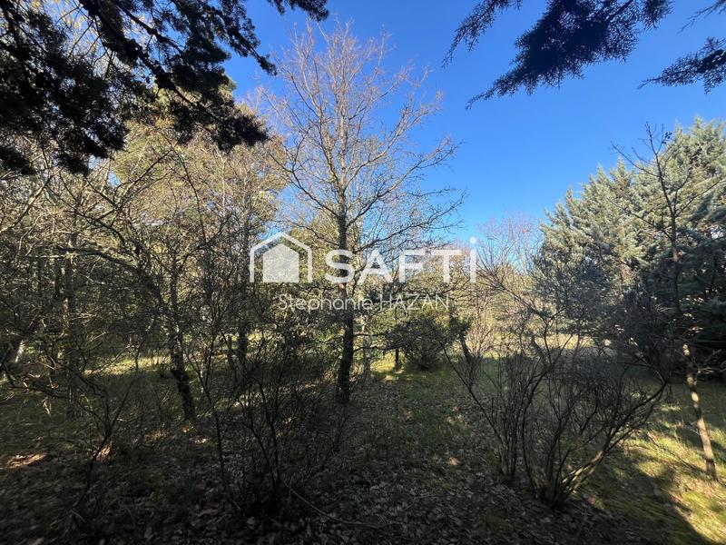 Maison - 330 m² - 8 pièces