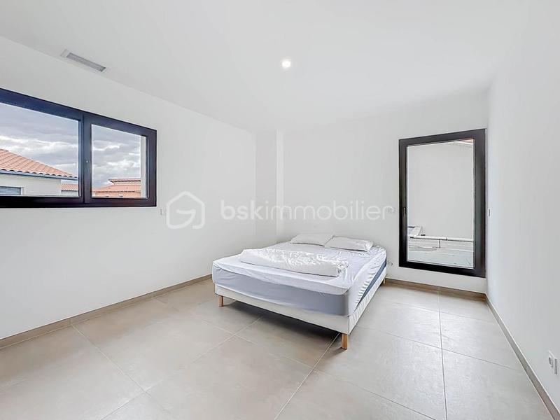 Maison - 140 m² - 5 pièces