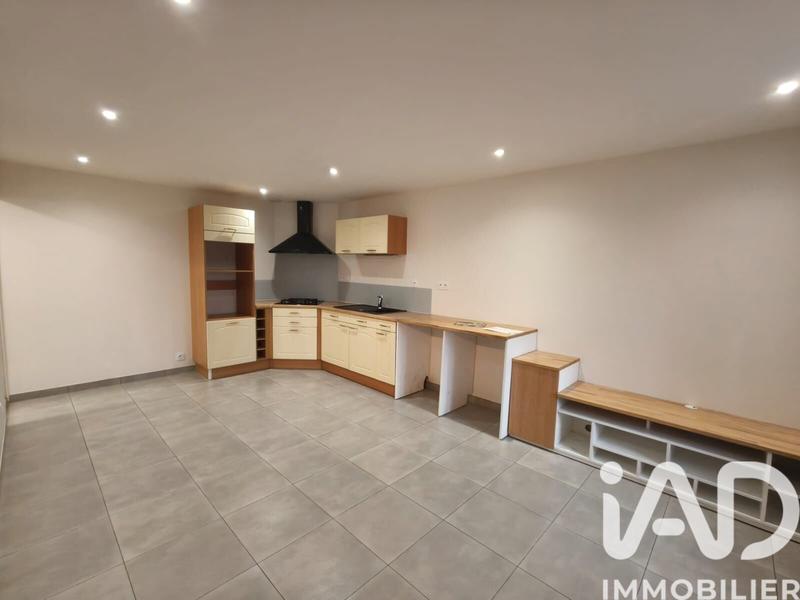 Maison - 211 m² - 8 pièces