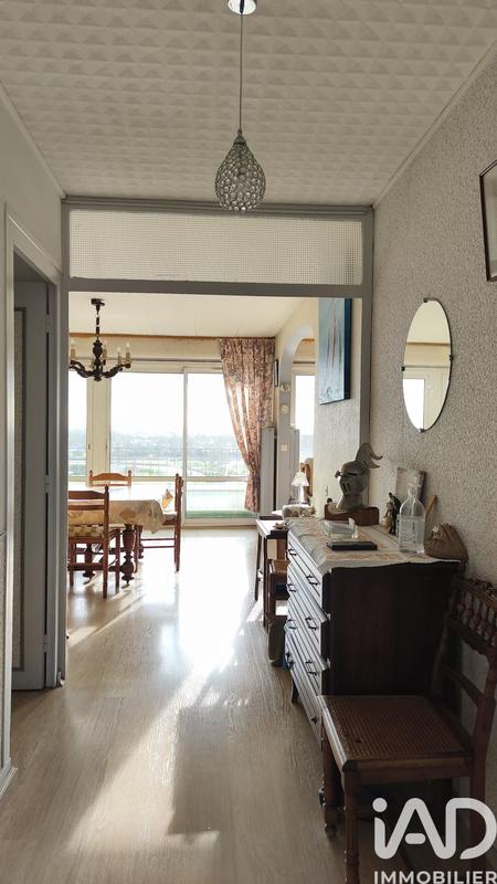 Appartement - 81 m² - 3 pièces