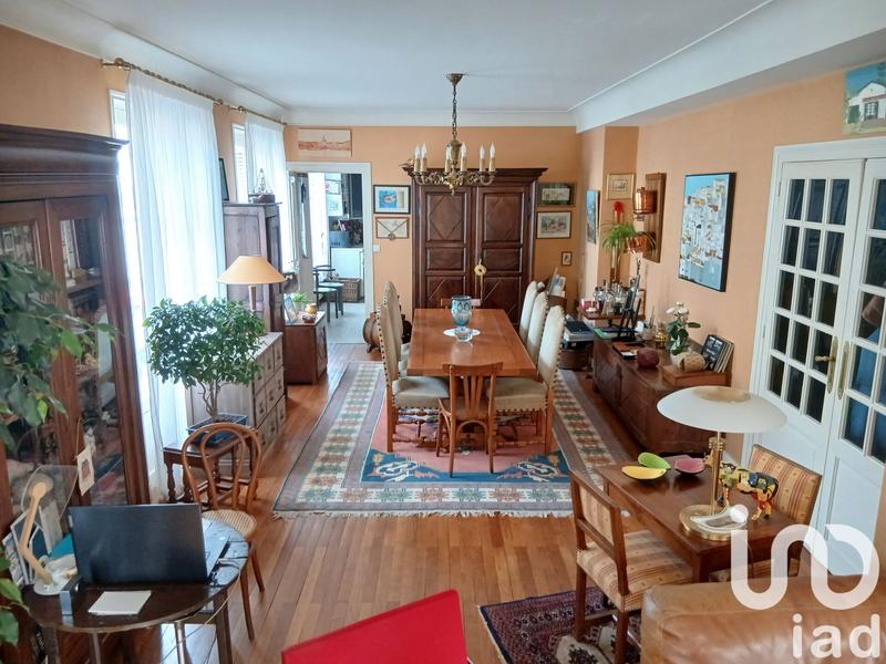 Maison de ville - 207 m² - 8 pièces
