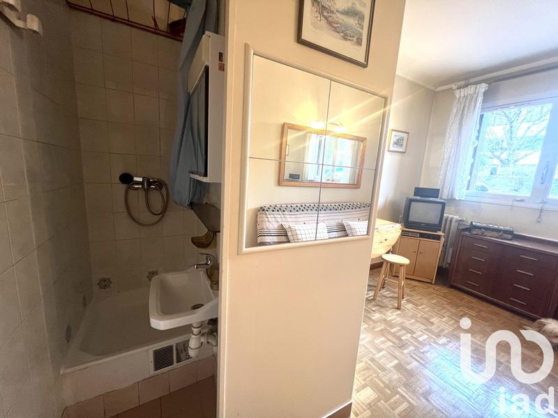 Studio - 12 m² - 1 pièce