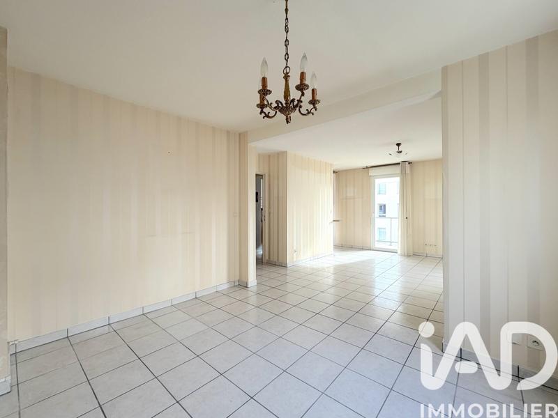 Appartement - 75 m² - 3 pièces