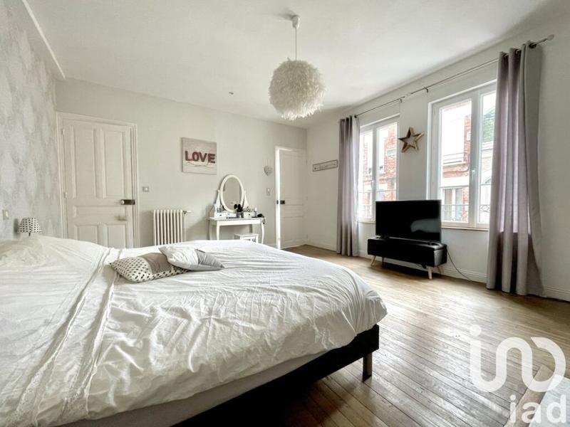 Maison - 185 m² - 7 pièces