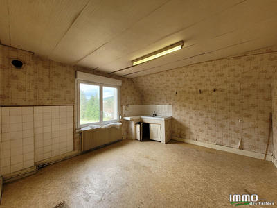 Maison - 158 m² - 8 pièces