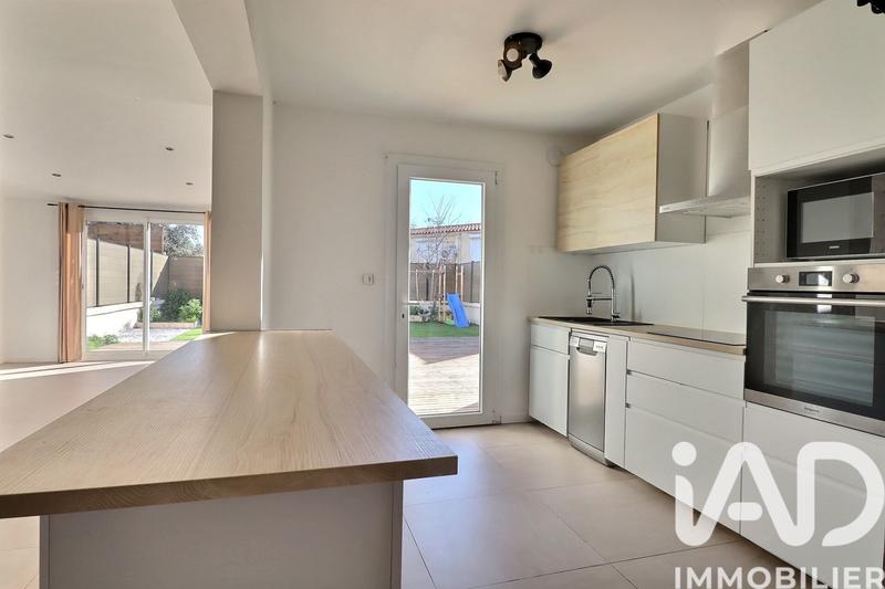 Maison - 93 m² - 4 pièces