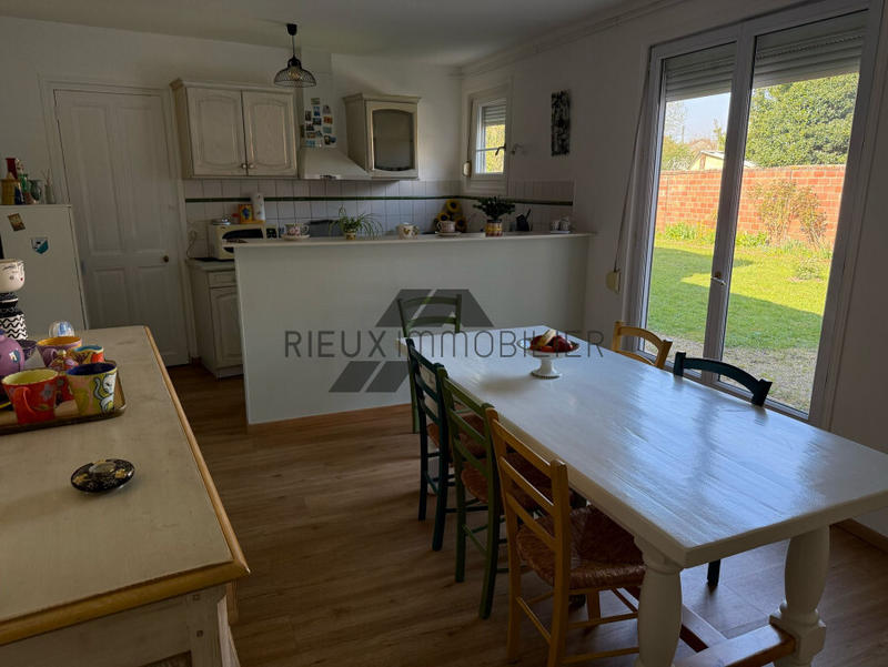 Propriété - 218 m² - 7 pièces