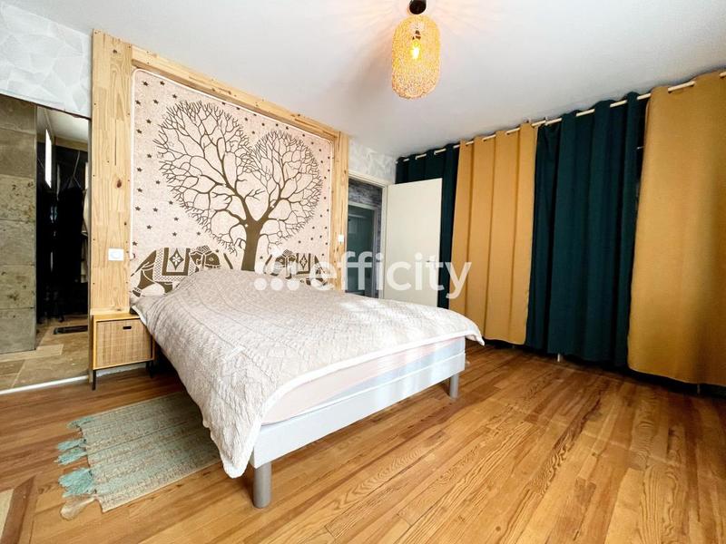 Maison traditionnelle - 120 m² - 5 pièces